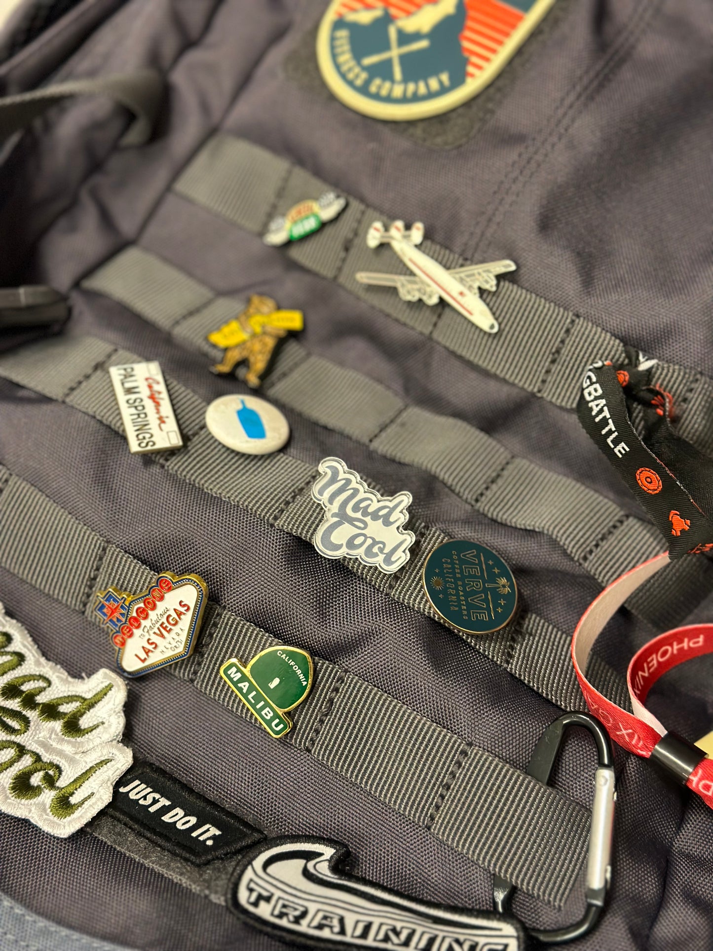 Mad Cool Classic Logo Pins