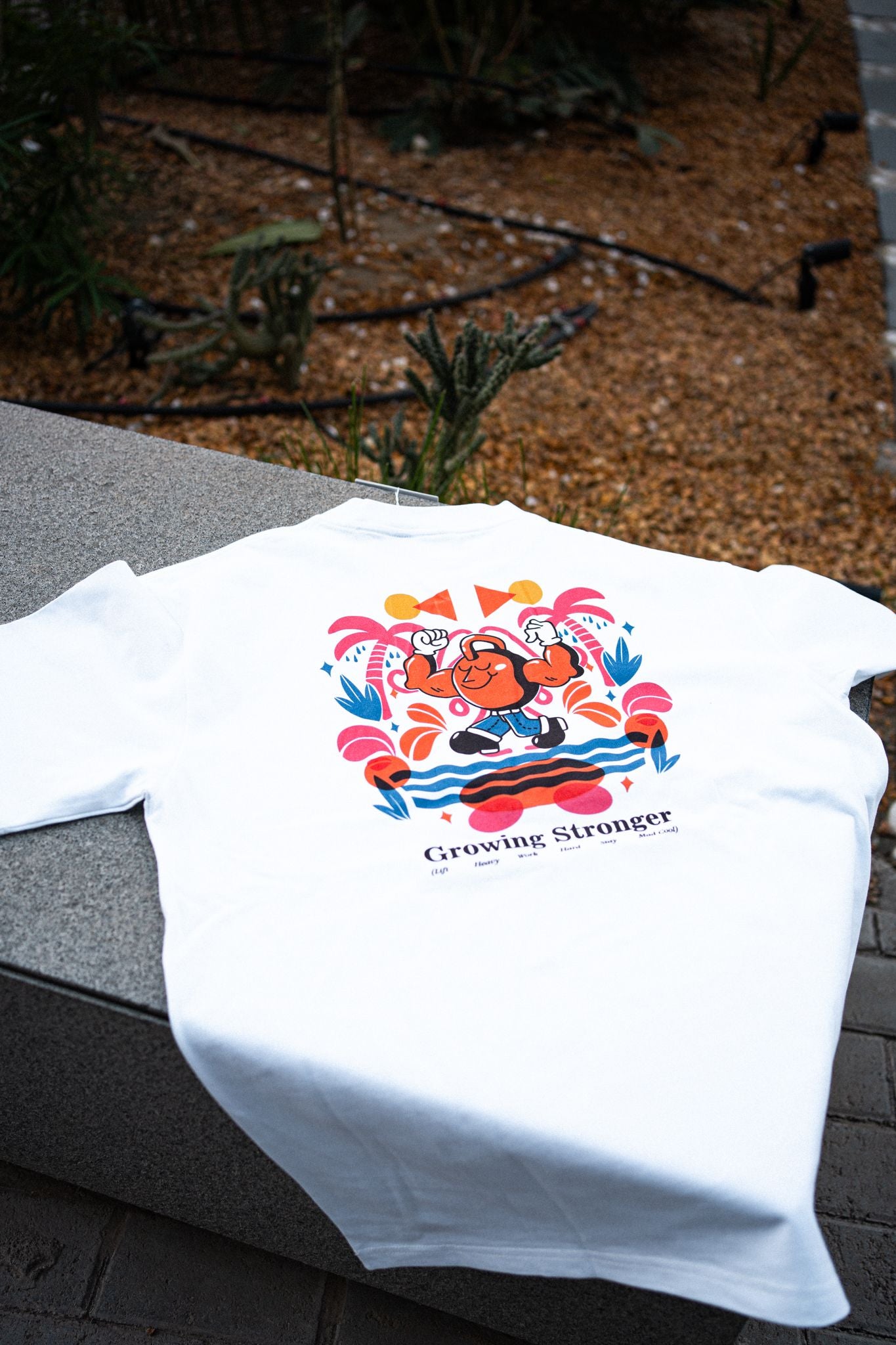 Mad Cool Growing Stronger Tee