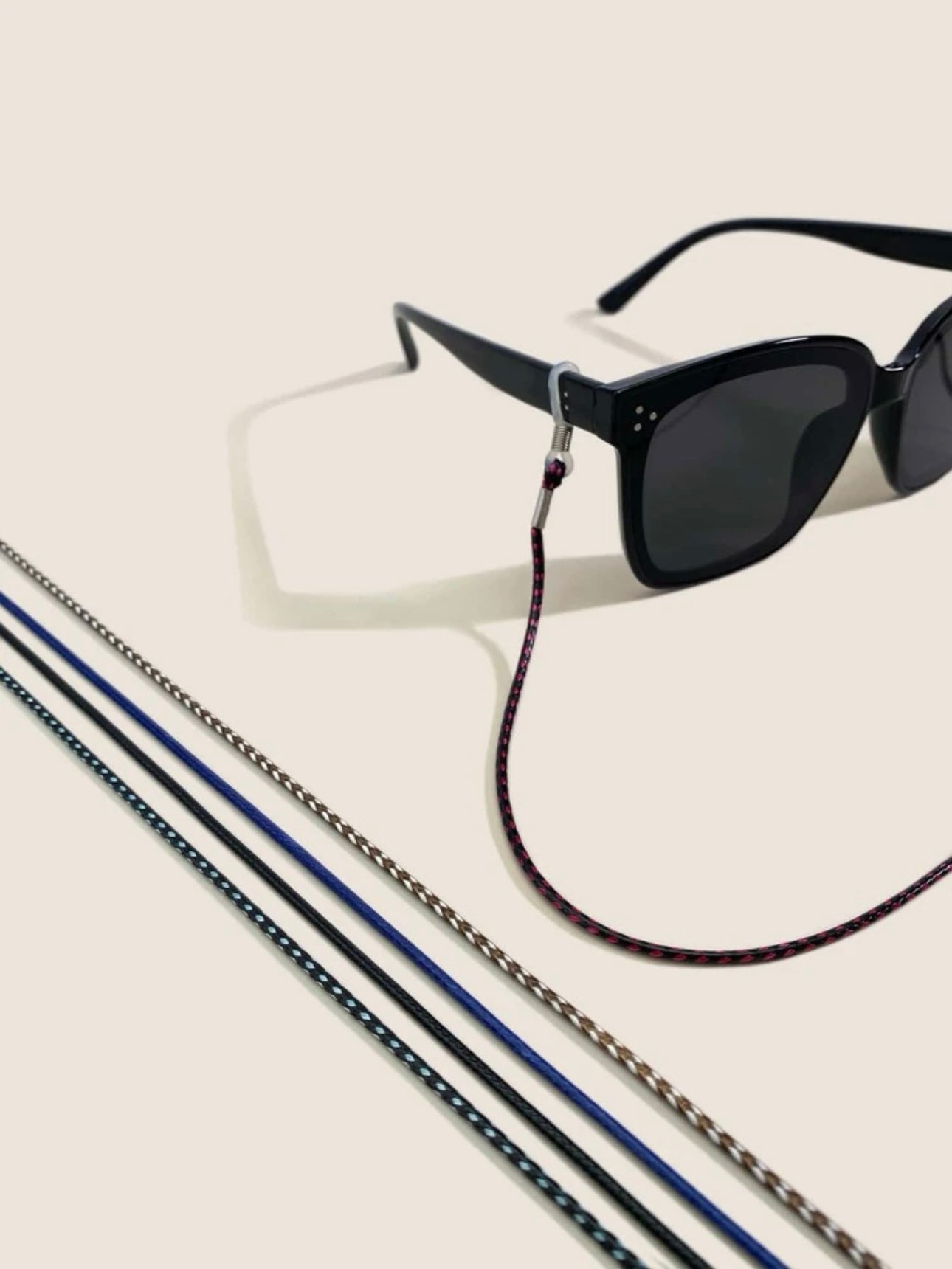 Minimal Thin Eyewear Strap